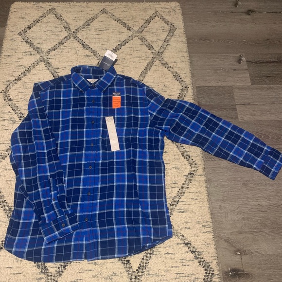 Men’s long sleeve button up flannel shirt bundle - Picture 6 of 9